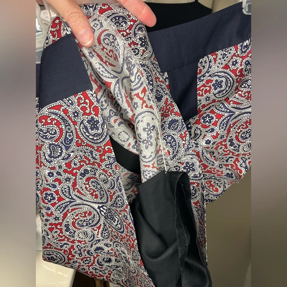 Brooks Brothers Silk Navy and Red Paisley Print Skirt Corpcore Office Luxury - Picture 6 of 9